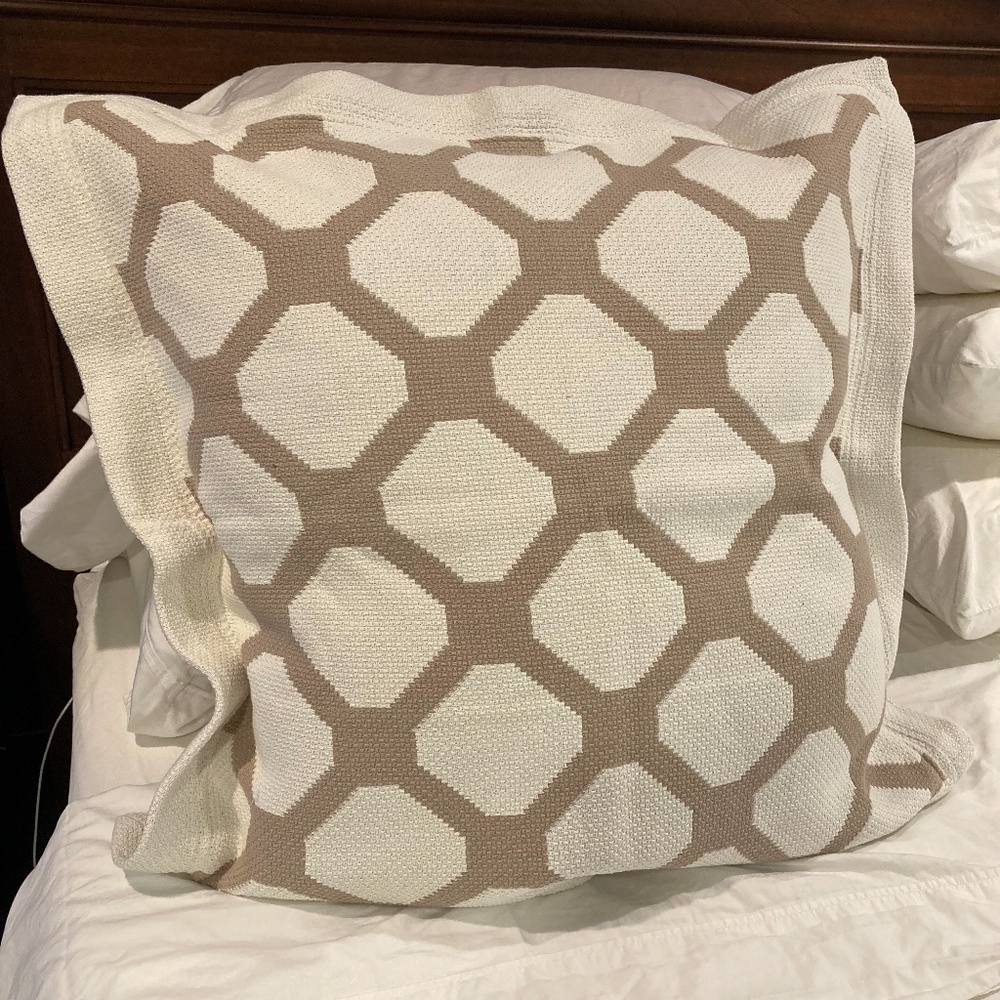 3 Decorative Shams, Tan & Cream, SizeEuro